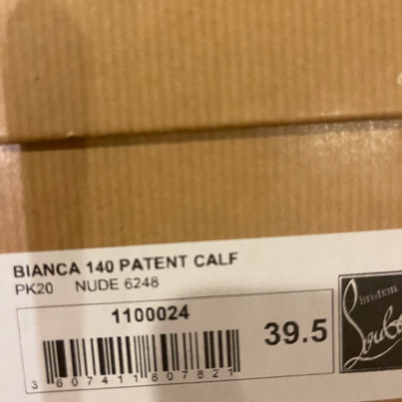 Authentic Christian louboutin shoes size 39.5 - Picture 6 of 11